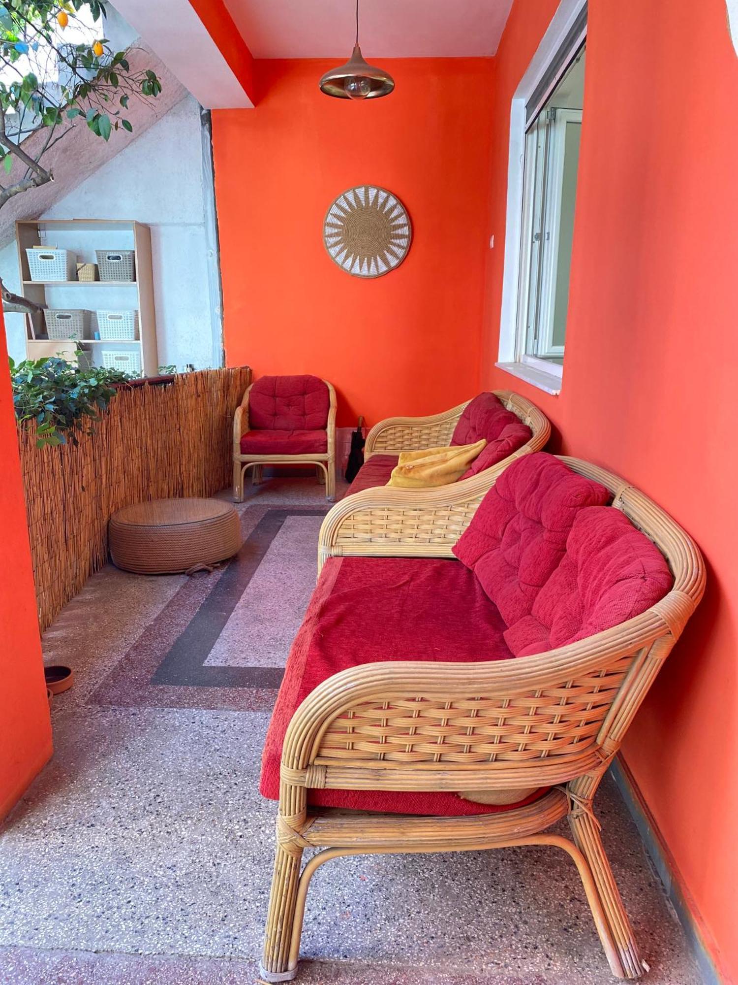 Trip'N'Hostel Chill Zone Tirana Exterior foto